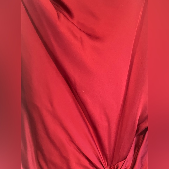 L'Academie by Marianna Cassia Gown in Oxblood - Picture 6 of 8